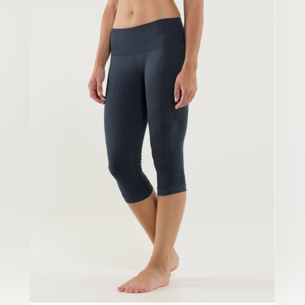 Lululemon In The Flow Crop II Leggings Heathered Inkwell Blue